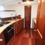 Yacht Karaboudjan